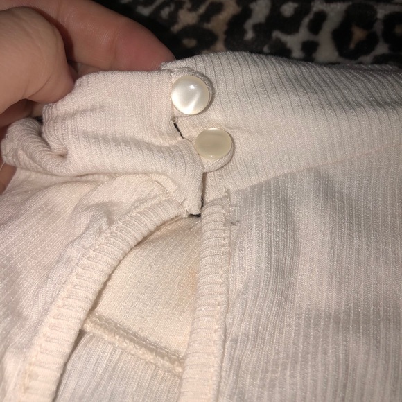 Bohemian Halter Crop-top - Picture 5 of 9